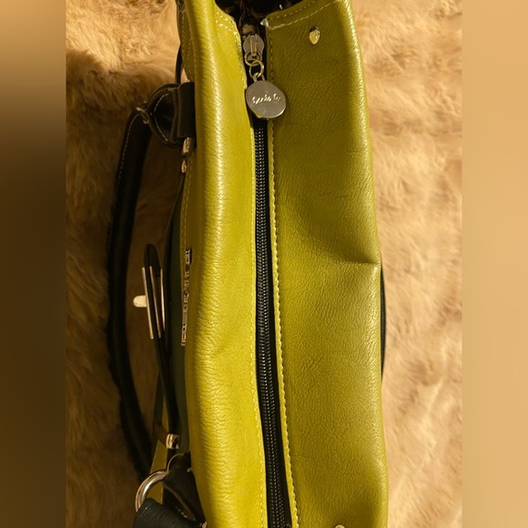 Carlo G hand bag - Picture 7 of 8